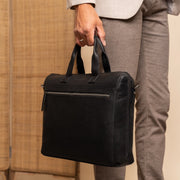 Levanto Full-Grain Leather Laptop Bag para Mulher - Structured Side Profile Showing Gusset Depth &amp; Expansion Capacity