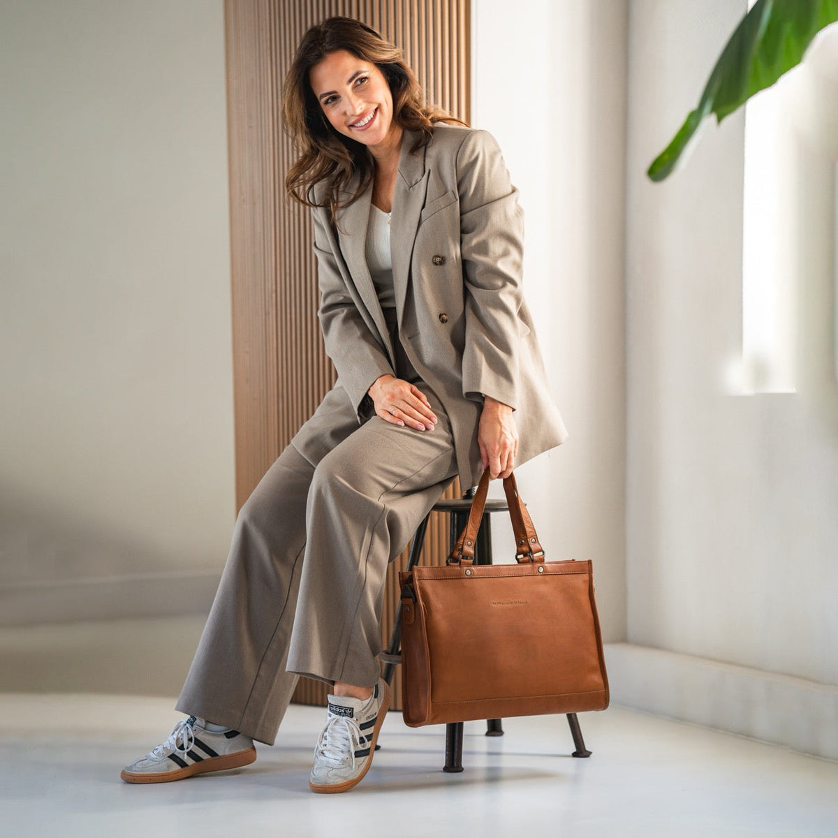Manly Full-Grain Leather Laptop Bag para Mulher – alternate product view 3
