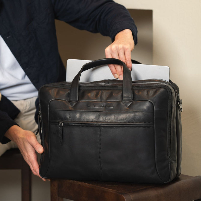 Ryan Full-Grain Leather Laptop Bag para Homem