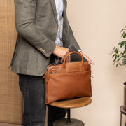 Tilbury Full-Grain Leather Laptop Bag para Mulher – alternate product view 3