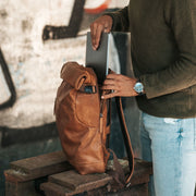 Liverpool Full-Grain Leather Roll-top Backpack para Mulher – alternate product view 3