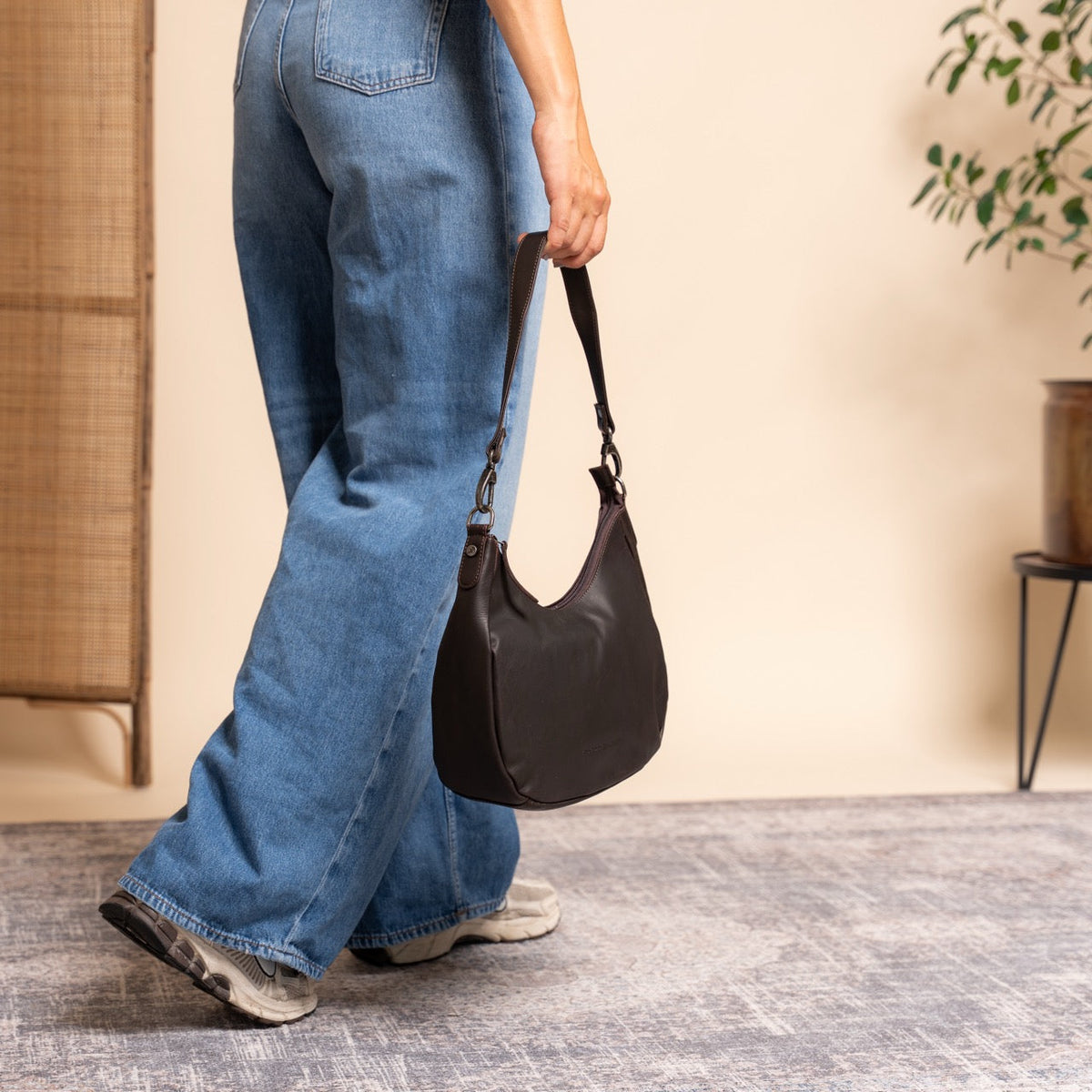 Alexandria Full-Grain Leather Shoulder Bag para Mulher – alternate product view 3