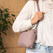 Irving Full-Grain Leather Shoulder Bag para Mulher – alternate product view 3