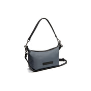 Lovund Full-Grain Leather Shoulder Bag para Mulher in Classic 100% Full-Grain Leather - Full Exterior Front Profile View | Buy Online