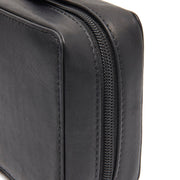 Close-Up Detail of Classic Collar &amp; Heavy-Duty Zipper Hardware on Leather Tech-Organizer Ardan para Mulher
