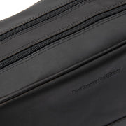 Tailored Rib Cuffs &amp; Hem Craftsmanship Construction Detail on Stacey Full-Grain Leather Toiletry Bag para Mulher