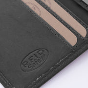Solid Antique Brass Hardware &amp; Heavy-Duty Dual Zipper Detail on Hereford Full-Grain Leather Wallet para Homem