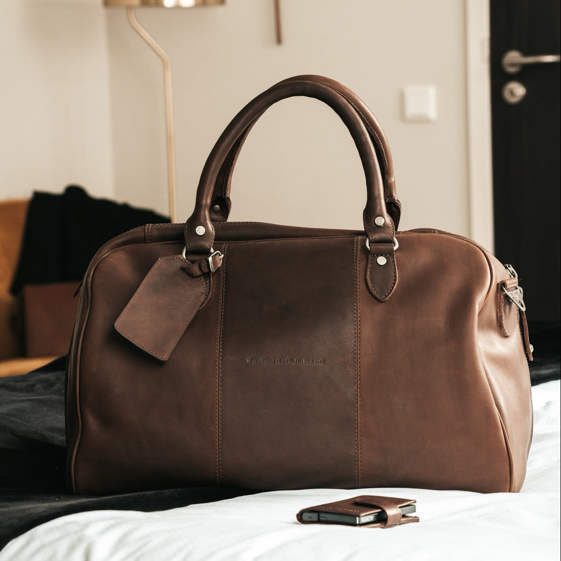 Liam Full-Grain Leather Weekender Bag para Mulher – alternate product view 2