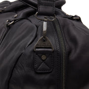 
Vista interior Showing Dedicated Padded Laptop Sleeve & Multi-Compartment Organization
