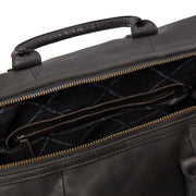 Solid Antique Brass Hardware &amp; Heavy-Duty Dual Zipper Detail on Portsmouth Full-Grain Leather Weekender Bag para Mulher