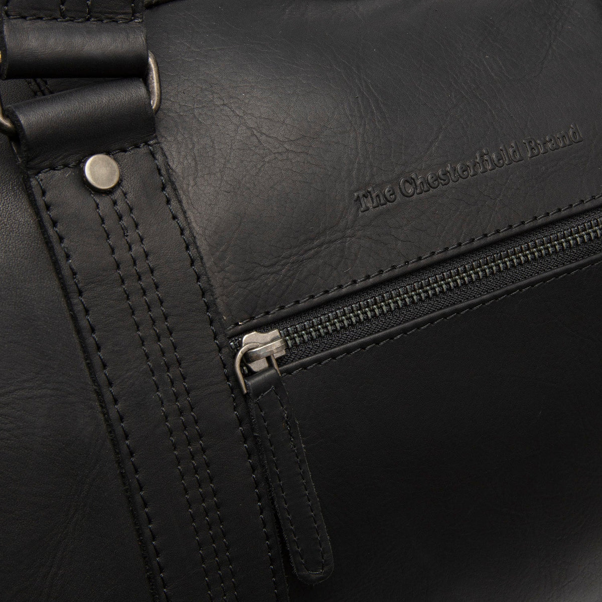 Rivaro Full-Grain Leather Weekender Bag para Mulher - Structured Side Profile Showing Gusset Depth &amp; Expansion Capacity