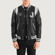 
Liberte New Jersey Preto Leather Varsity Jaqueta de Couro para Homem in Black & White Sheepskin Leather - Vista frontal e silhueta ajustada | Comprar online