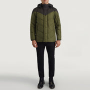 
Luka Preto & Verde Hooded Puffer Jaqueta de Couro para Homem - Vista lateral mostrando o corte ergonómico de mangas