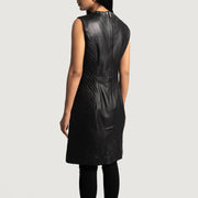 
Luxe Preto Leather Dress para Mulher - Vista lateral mostrando o corte ergonómico de mangas