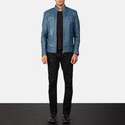 Mack Azul Blusão Biker de Couro para Homem - Lateral Side Profile View Showing Sleeve Cut &amp; Athletic Taper Fit
