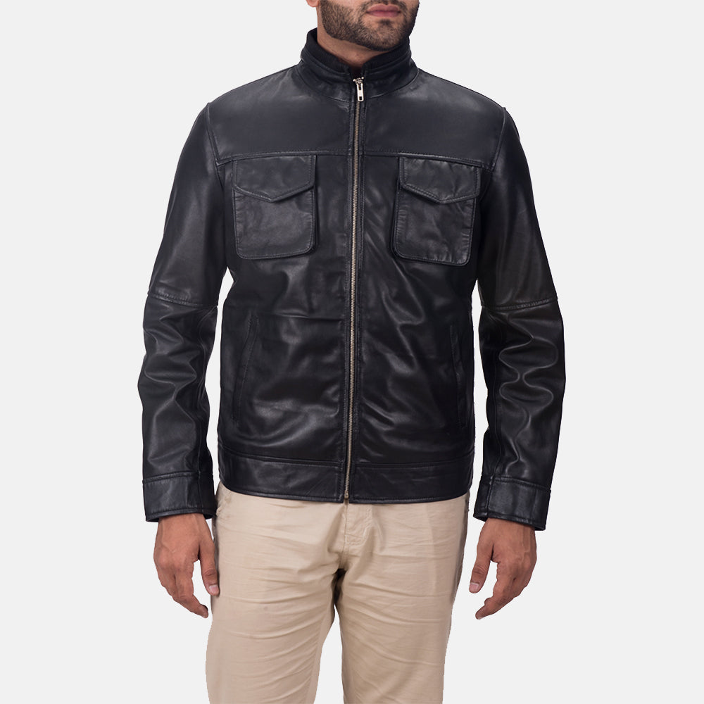 
Maurice Preto Jaqueta de Couro para Homem in Black Sheepskin Leather - Vista frontal e silhueta ajustada | Comprar online