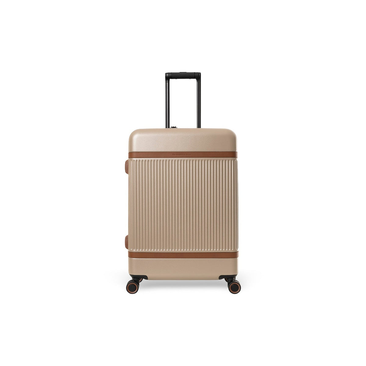 Styled Fit Perspective of Medium Suitcase Zuna para Mulher on Model - Natural Daylight Drape