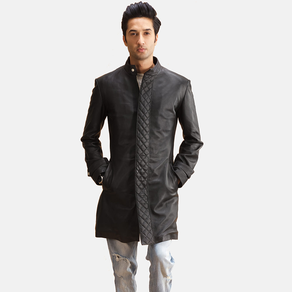 Men's Midlander Acolchoado Preto Casaco de Couro para Homem in Black Sheepskin Leather - Front Profile View &amp; Tailored Silhouette | Buy Online