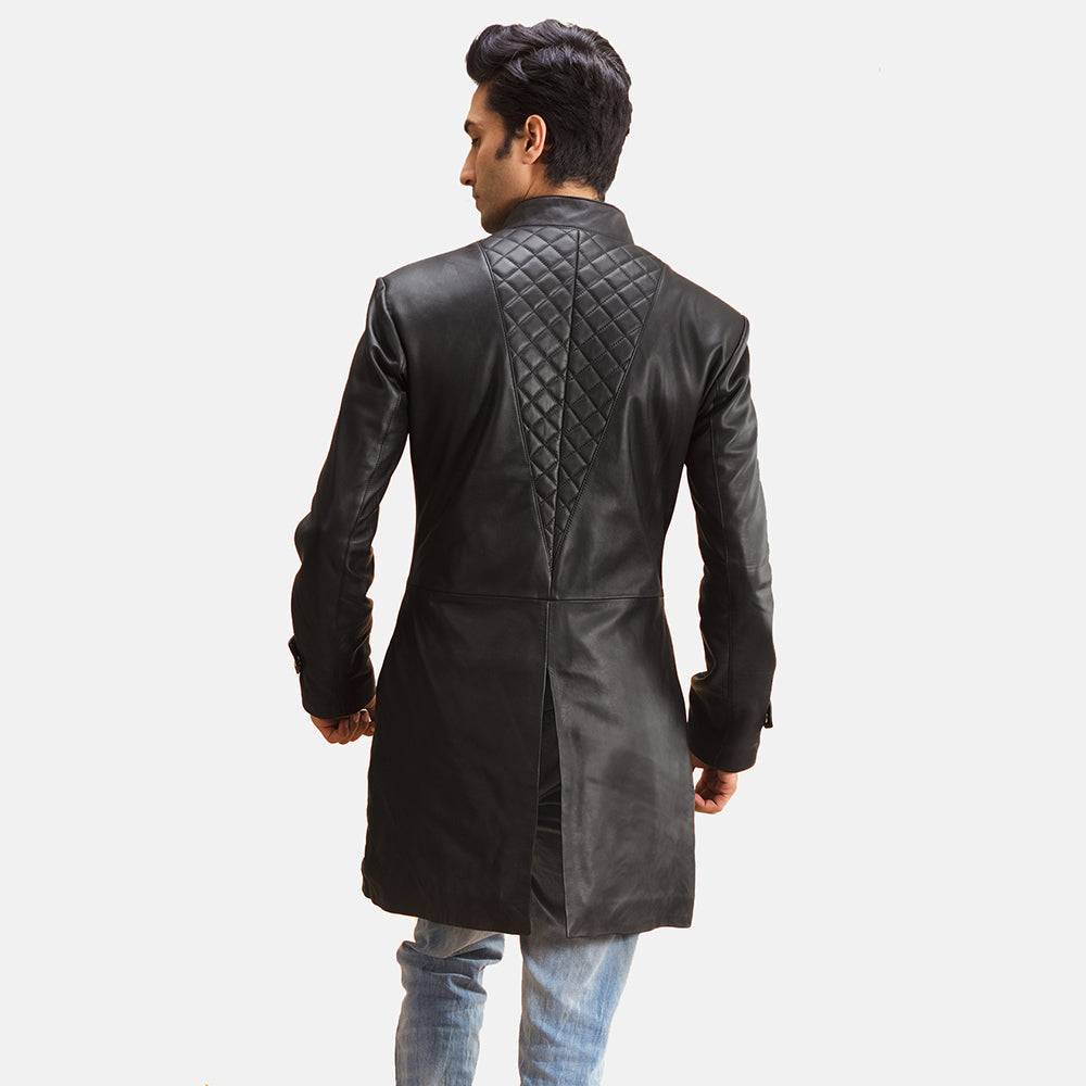 Men's Midlander Acolchoado Preto Casaco de Couro para Homem - Lateral Side Profile View Showing Sleeve Cut &amp; Athletic Taper Fit