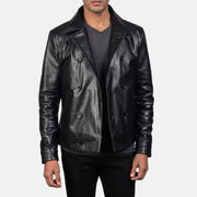 
Vista detalhada of Notch & Buttons Hardware on Mod Preto Leather Peacoat para Homem