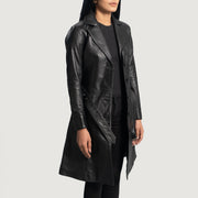 
Black Sheepskin Leather Trench Coat - Vista traseira com ombros definidos e bainha impecável