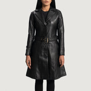 
Vista detalhada of Notch & Button Hardware on Moonlight Preto Trench Casaco em Couro em Couro em Couro para Mulher