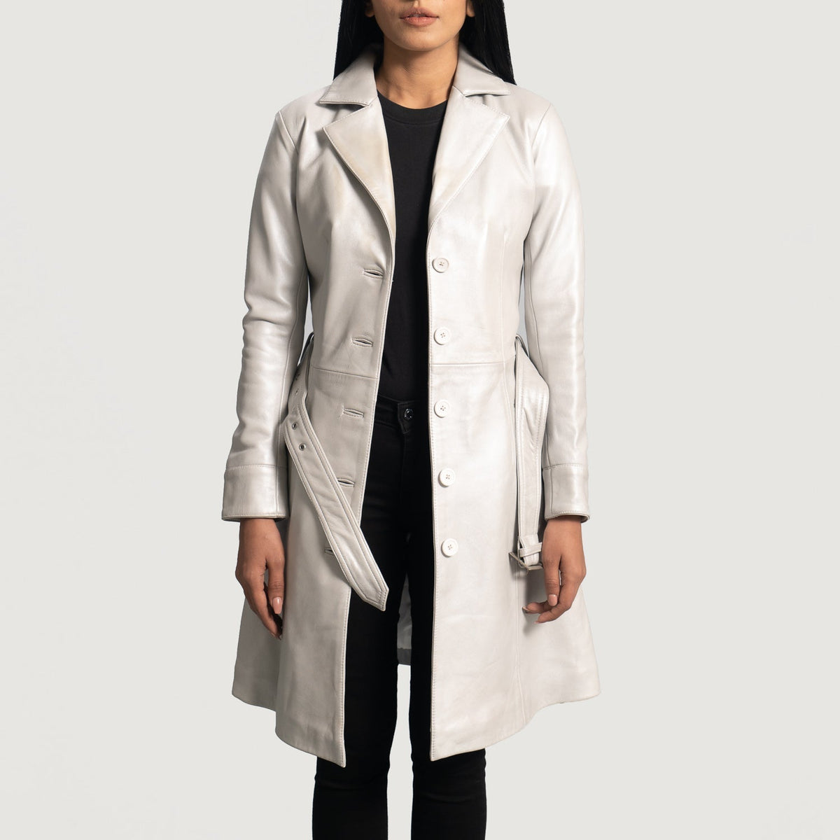 
Silver Sheepskin Leather Trench Coat - Vista traseira com ombros definidos e bainha impecável