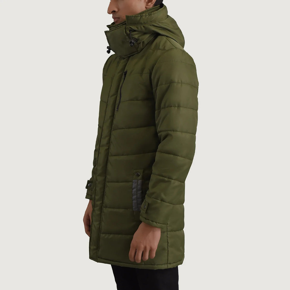 
Green Full-Grain Leather Hooded Jacket - Vista traseira com ombros definidos e bainha impecável