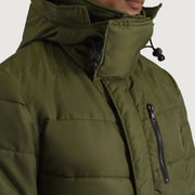 
Vista interior Showing Quilted Viscose Lining & Dois bolsos interiores funcionais