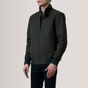 Morrison Olive Canvas Blusão Bomber de Couro para Homem For Men - Lateral Side Profile View Showing Sleeve Cut &amp; Athletic Taper Fit