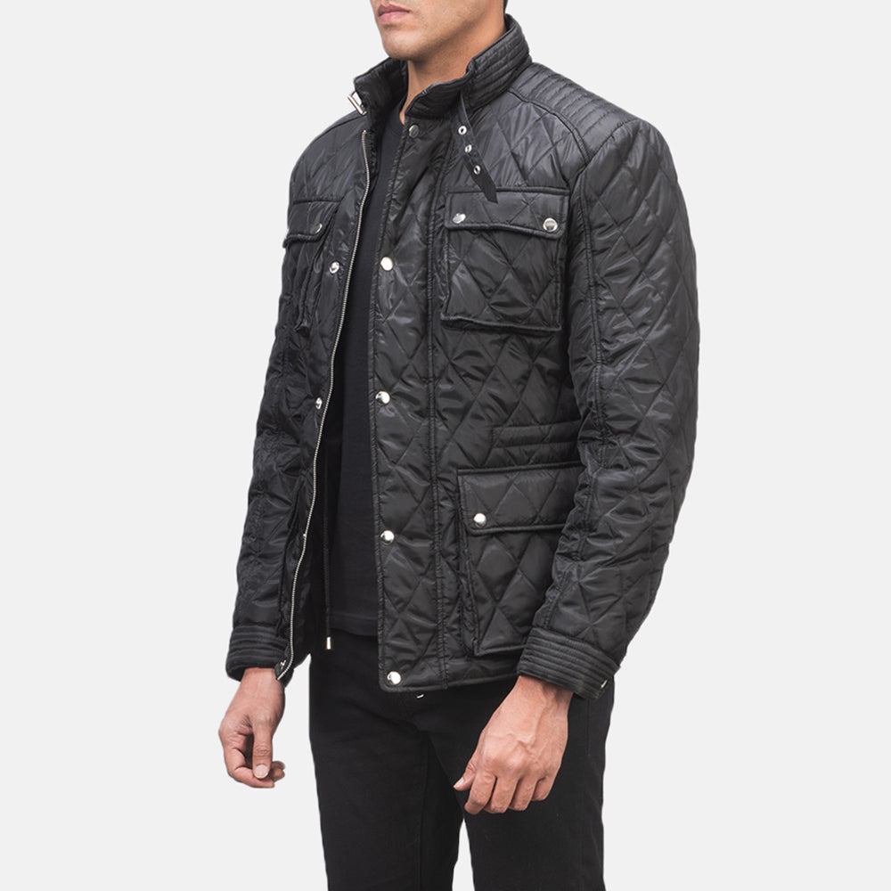 Black Polyester Winter Jacket - Vista traseira com ombros definidos e bainha impecável