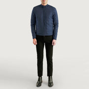 Close-Up Detail of Snap Button Band &amp; Zipper Hardware on Men's Nyle Acolchoado Windbreaker Blusão de Couro para Homem