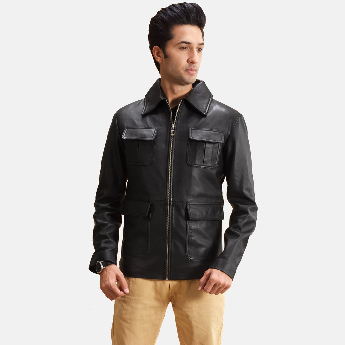 
Raven Preto Jaqueta de Couro para Homem in Black Sheepskin Leather - Vista frontal e silhueta ajustada | Comprar online