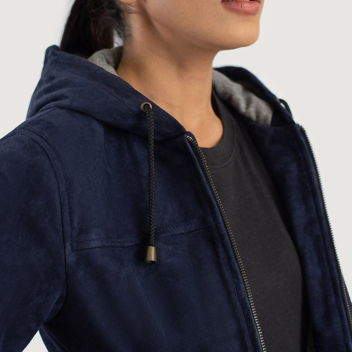 
Rebella Hooded Jaqueta Bomber de Couro para Mulher – alternate product view 6