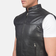 
Vista interior Showing Quilted Polyester Lining & Dois bolsos interiores funcionais