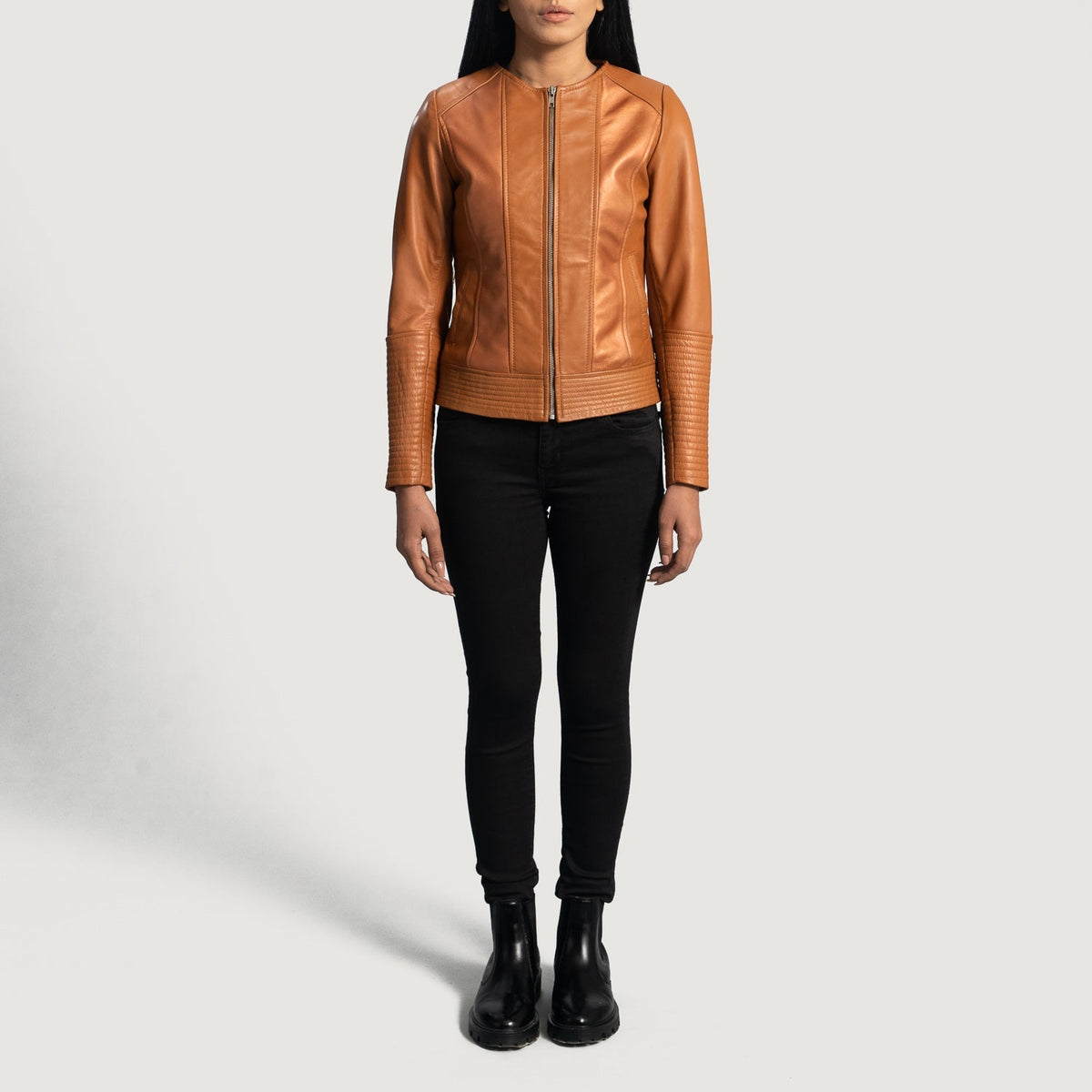 Women's Sleeky Clean Castanho Claro Blusão Biker de Couro para Mulher - Lateral Side Profile View Showing Sleeve Cut &amp; Athletic Taper Fit