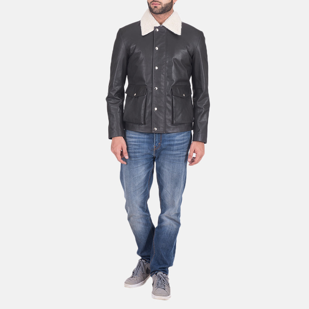 
Vista detalhada of Shirt style Faux Shearling Collar & Zipper + Button Flap Hardware on Snow Cole Preto Jaqueta de Couro para Homem