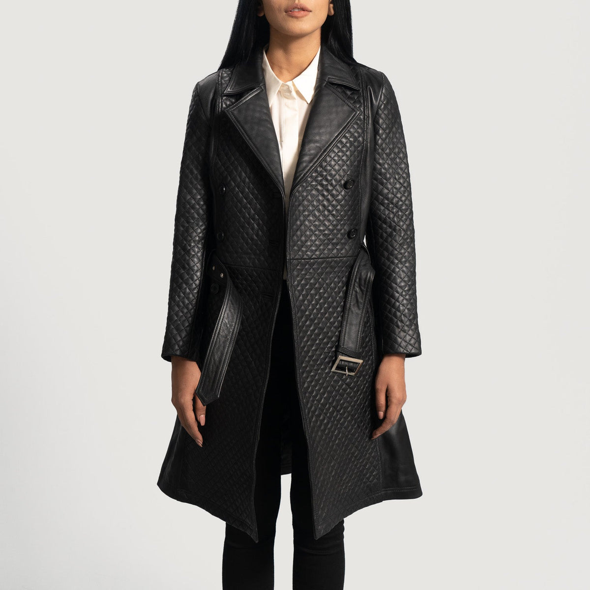 
Vista detalhada of Notch & Button & waist belt Hardware on Sweet Susan Preto Trench Casaco em Couro em Couro em Couro para Mulher
