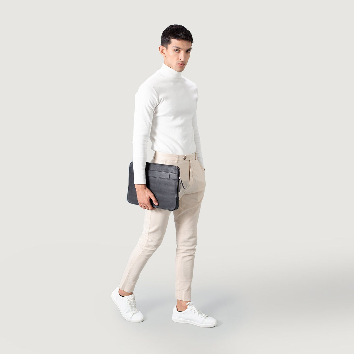 
The Baxter Leather Laptop Sleeve para Mulher para Mulher – alternate product view 2