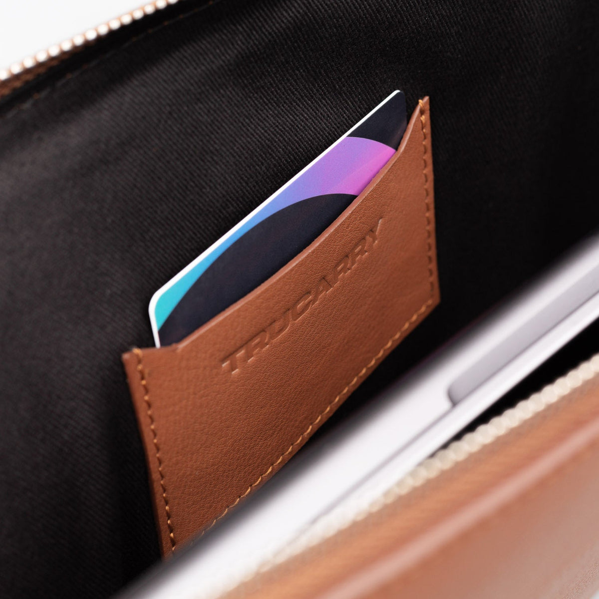 
Vista interior Showing Cotton Twill & Dois bolsos interiores funcionais