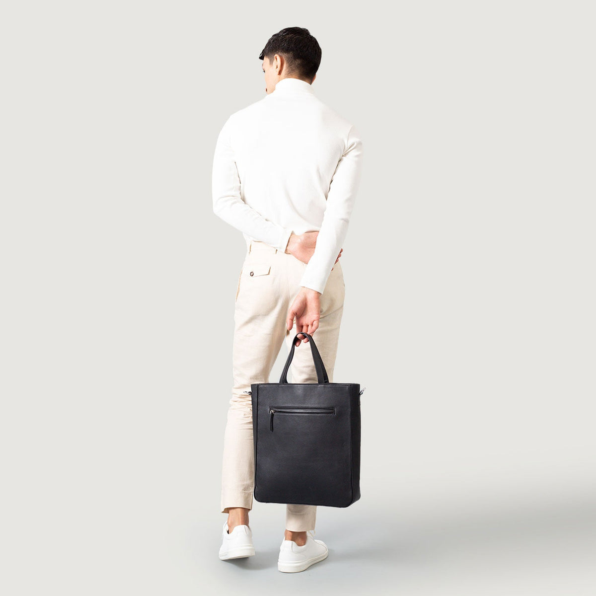 
The Poet Bolsa tote em couro – alternate product view 9