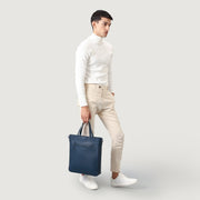 
The Poet Bolsa tote em couro – alternate product view 9