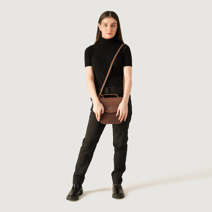 The Sandra Vintage Caramelo Leather Saddle Bag