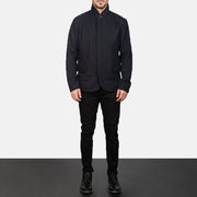 Men's Thomas Preto Wool Blusão de Couro para Homem - Lateral Side Profile View Showing Sleeve Cut &amp; Athletic Taper Fit