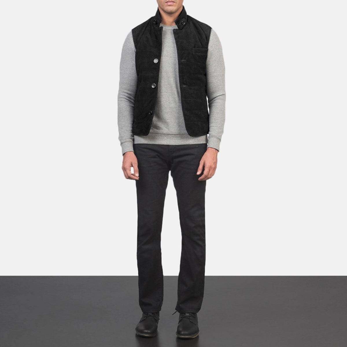 Men's Tony Preto Suede Vest para Homem - Lateral Side Profile View Showing Sleeve Cut &amp; Athletic Taper Fit