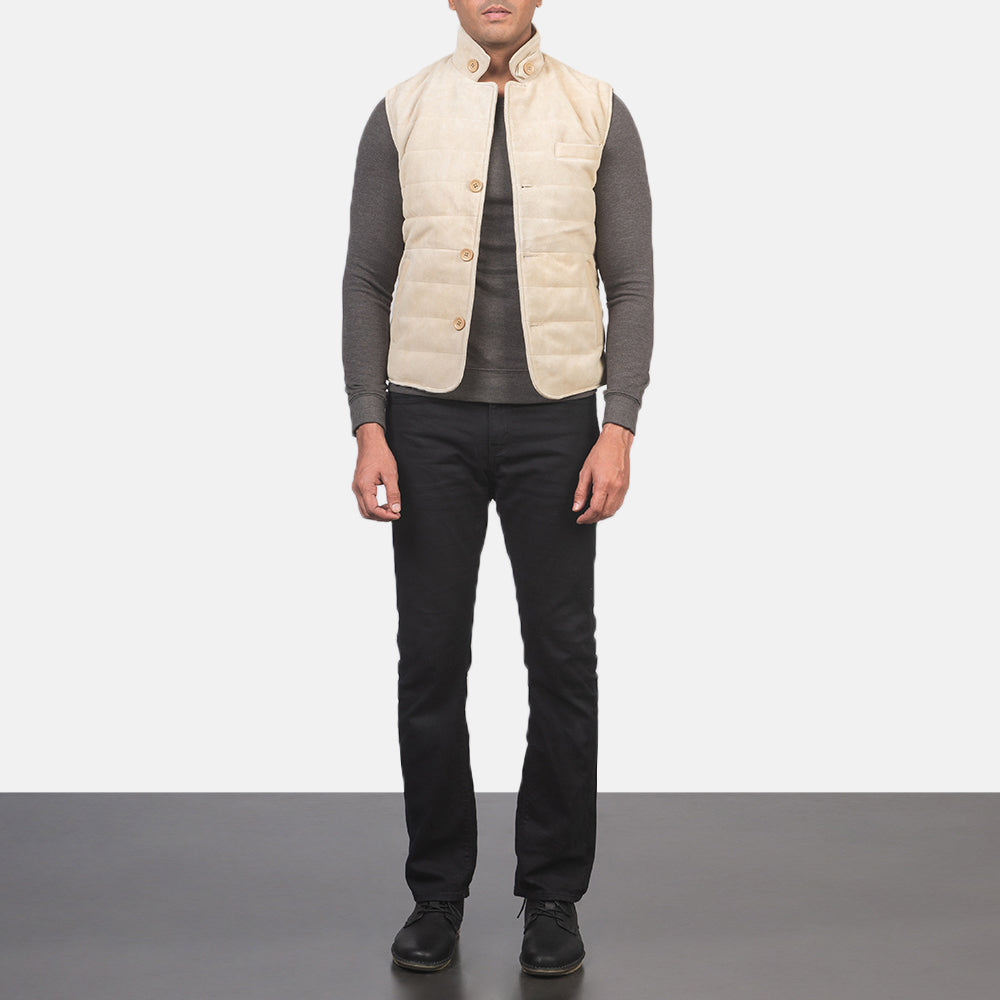 Men's Tony Off-White Suede Vest para Homem - Lateral Side Profile View Showing Sleeve Cut &amp; Athletic Taper Fit