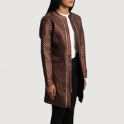 
Maroon Sheepskin leather Coat - Vista traseira com ombros definidos e bainha impecável