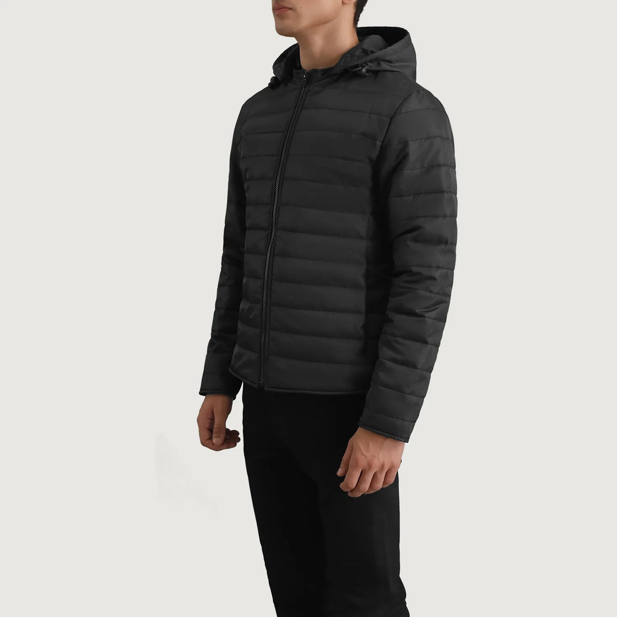 
Black Full-Grain Leather Hooded Jacket - Vista traseira com ombros definidos e bainha impecável