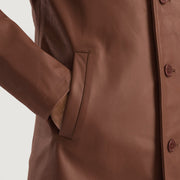 
Vista interior Showing Quilted Polyester Lining & Dois bolsos interiores funcionais