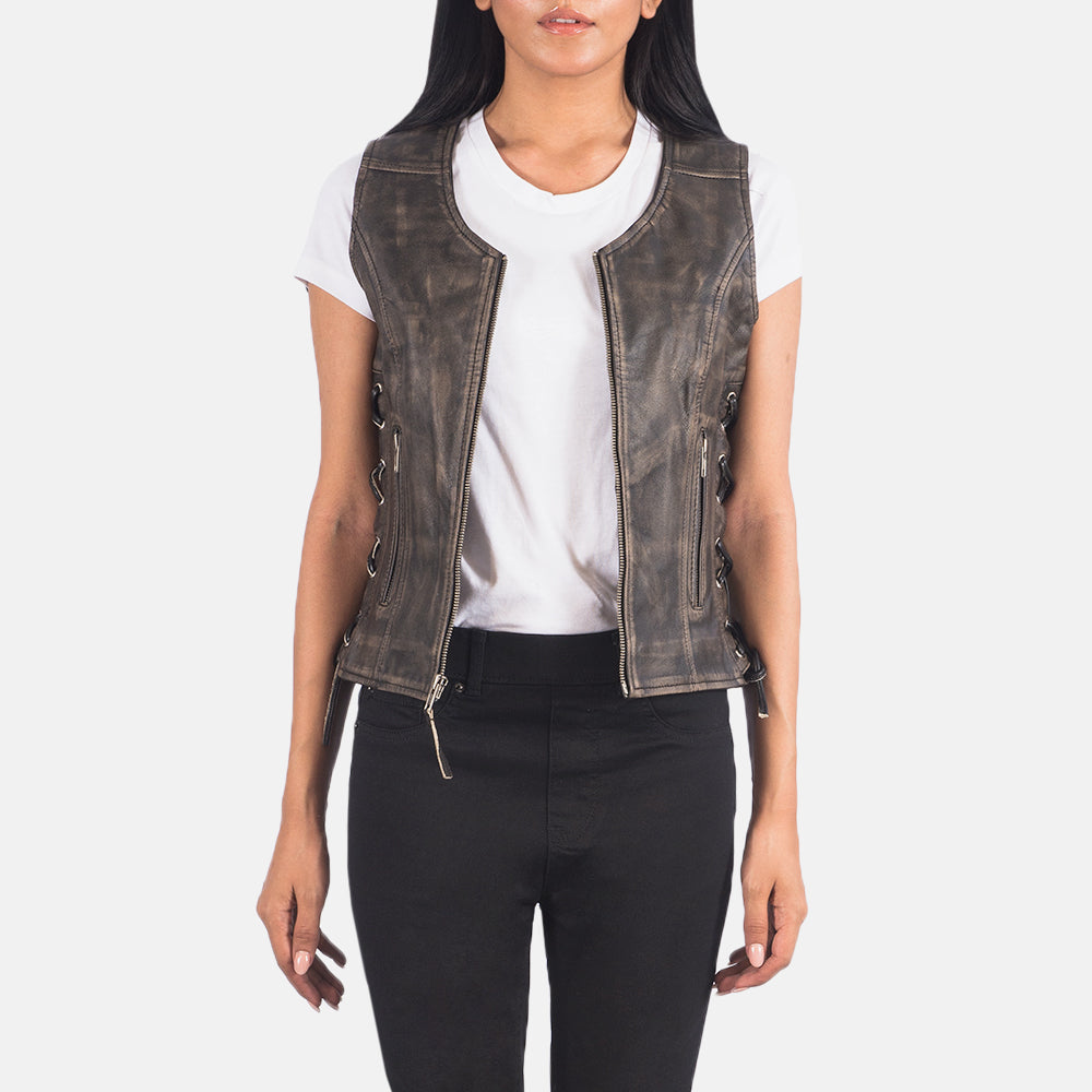 
Vanda Distressed Castanho Leather Biker Vest para Mulher in Distressed Brown Goatskin Leather - Vista frontal e silhueta ajustada | Comprar online